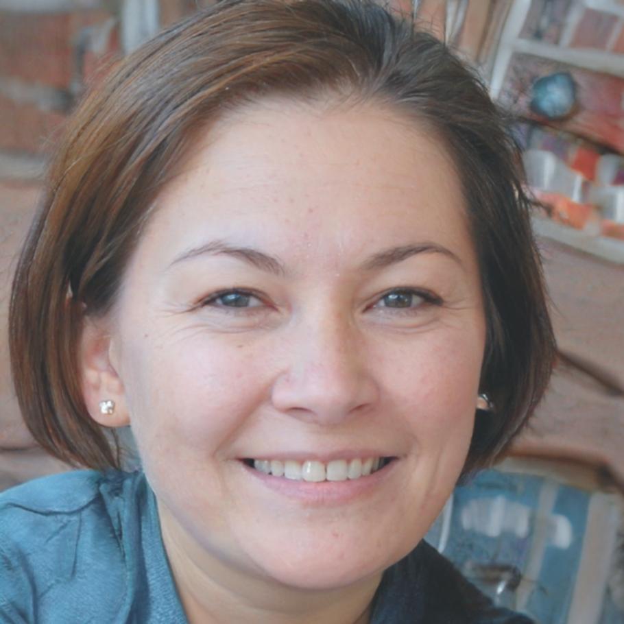 Dra. Carmen Ruiz, Coordinadora de Integración Cultural